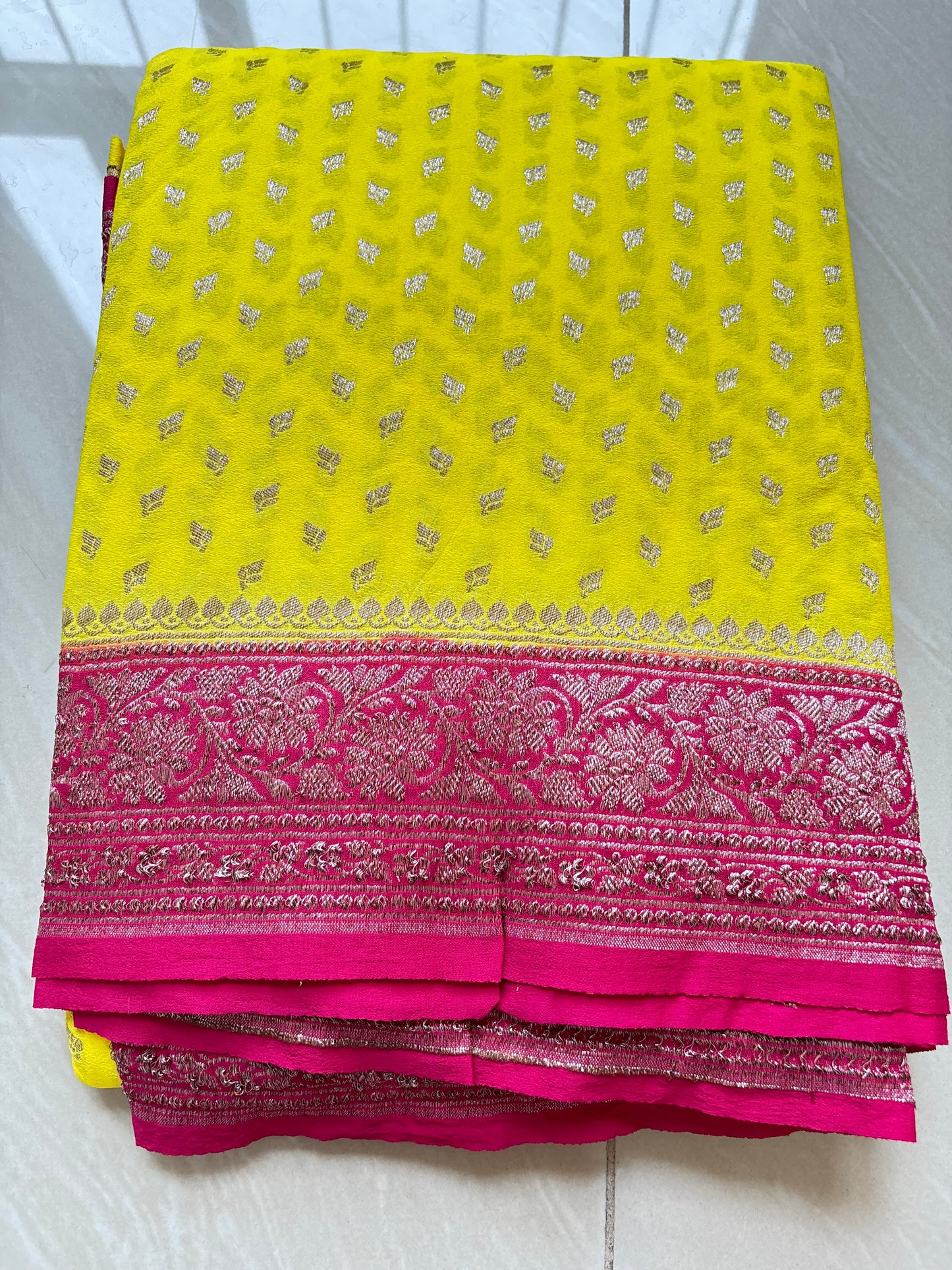 crepe goergette banarasi saree