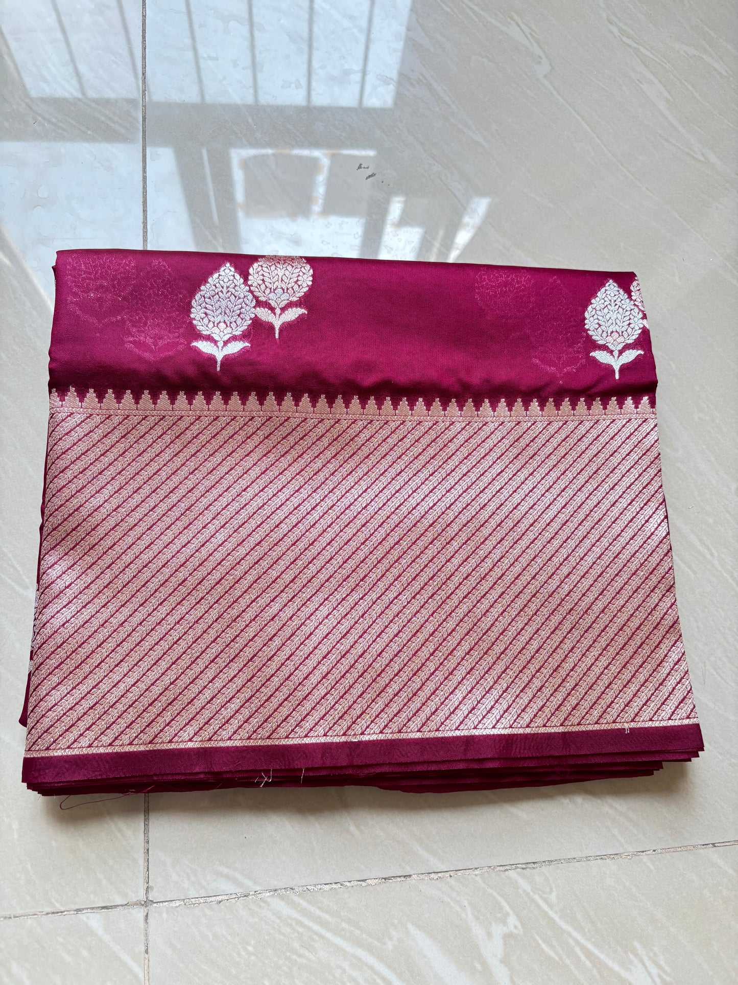 kora banarasi sarees