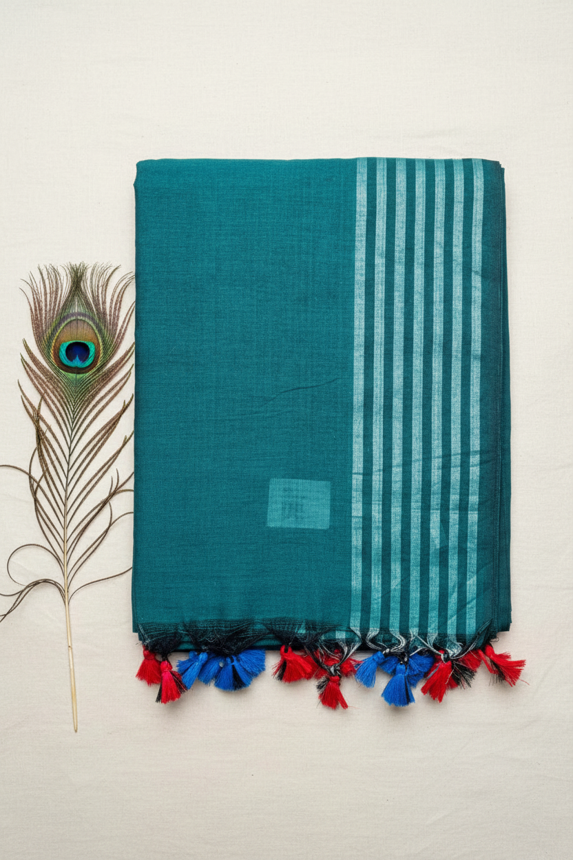 Cotton Saree. Soft Fabric .plain saree  with Standing Line Border.