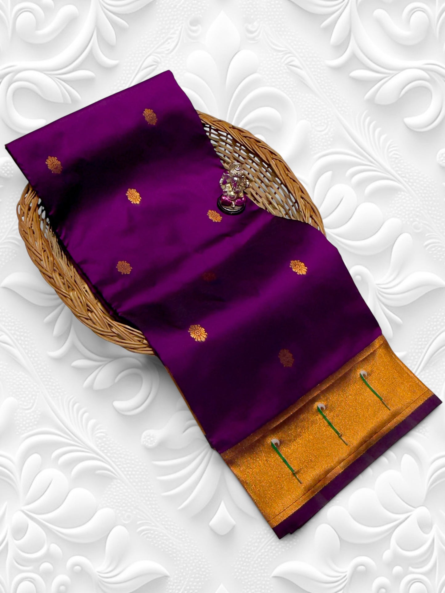 Pooja Muniya Paithani