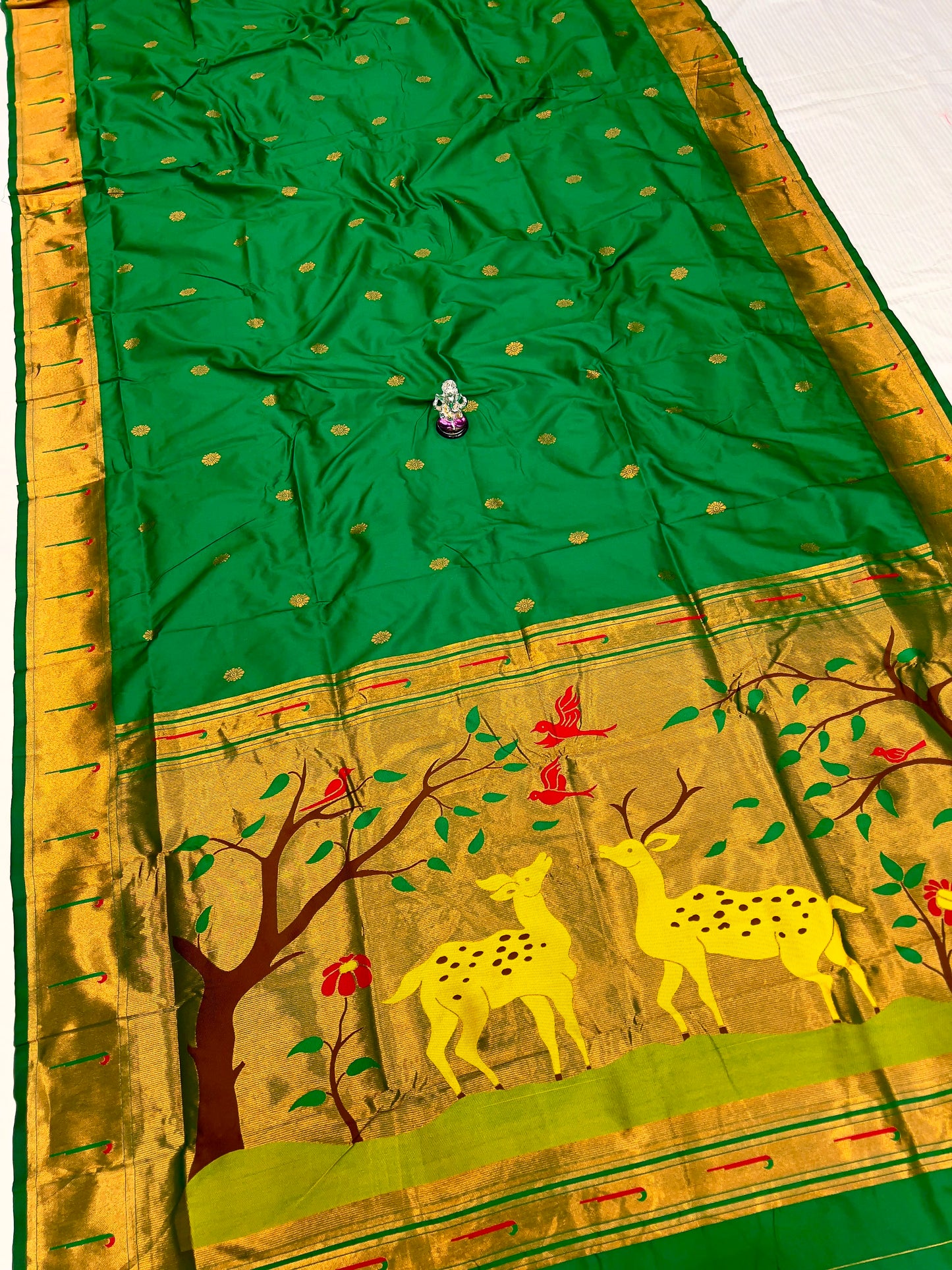Pooja Muniya Paithani