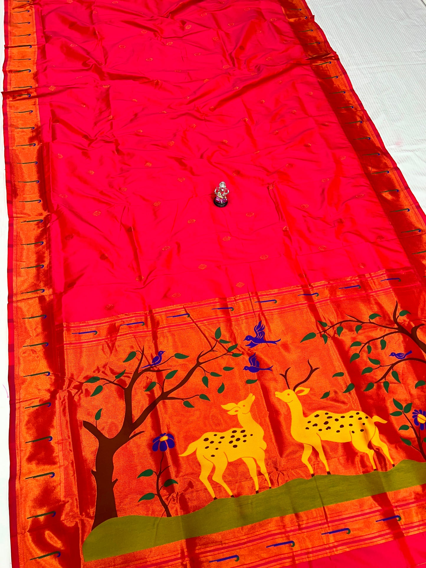 Pooja Muniya Paithani