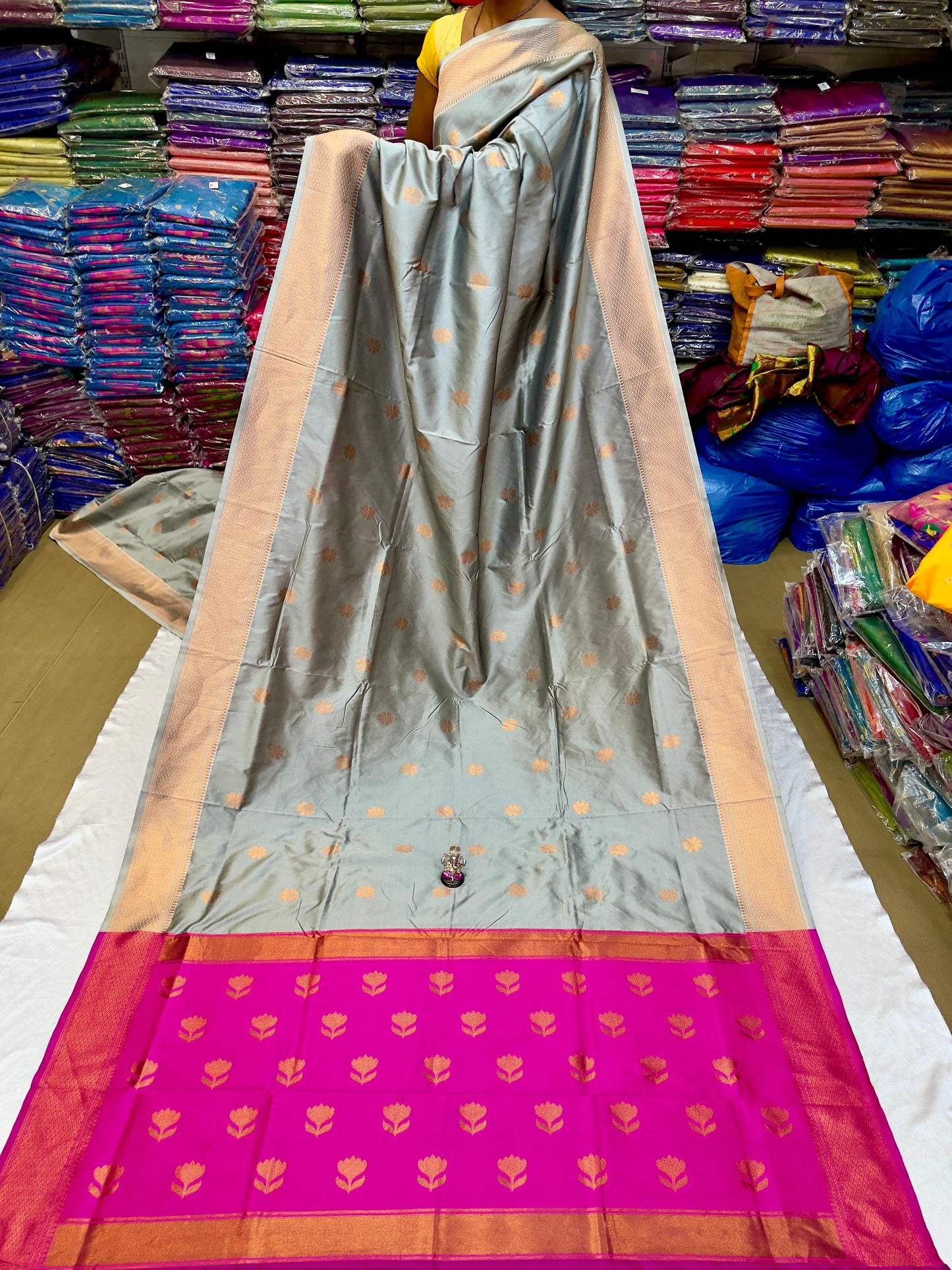 Maheshwari Paithani