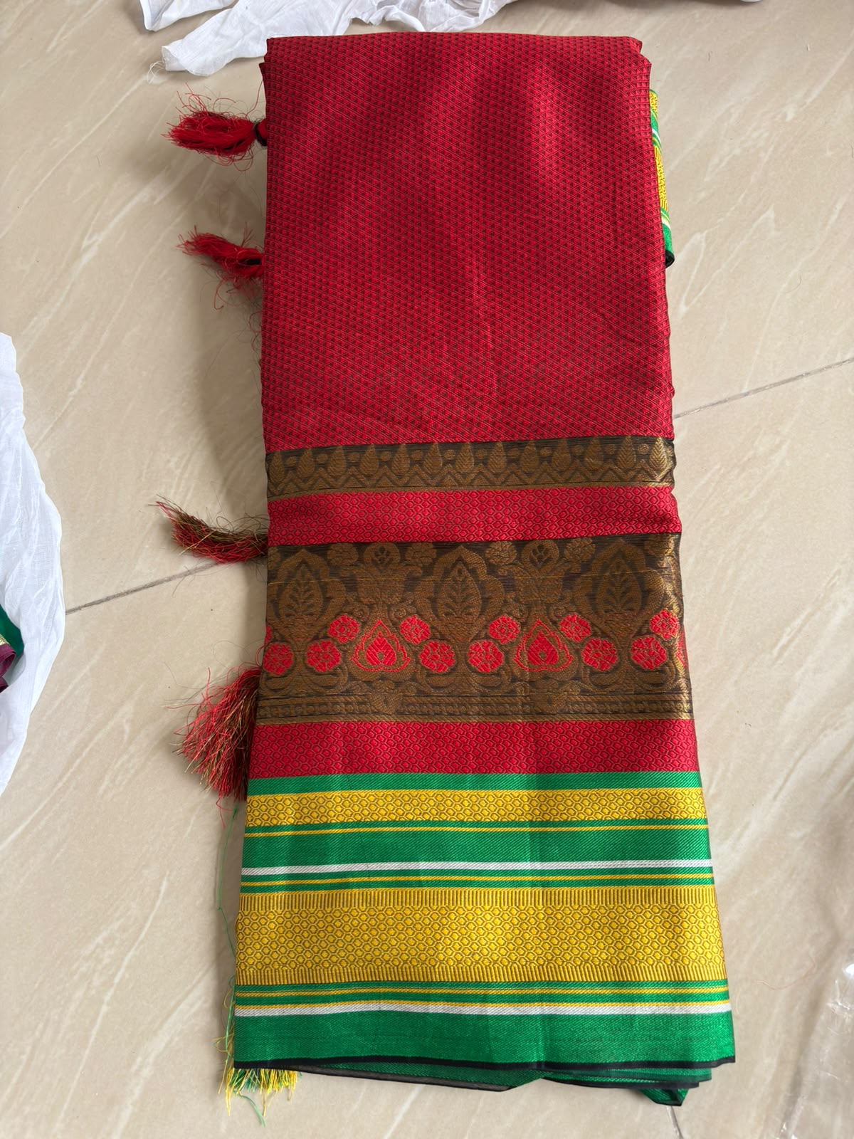 Khun  saree. Maharashtrian traditional  irkal cotton khun  saree.