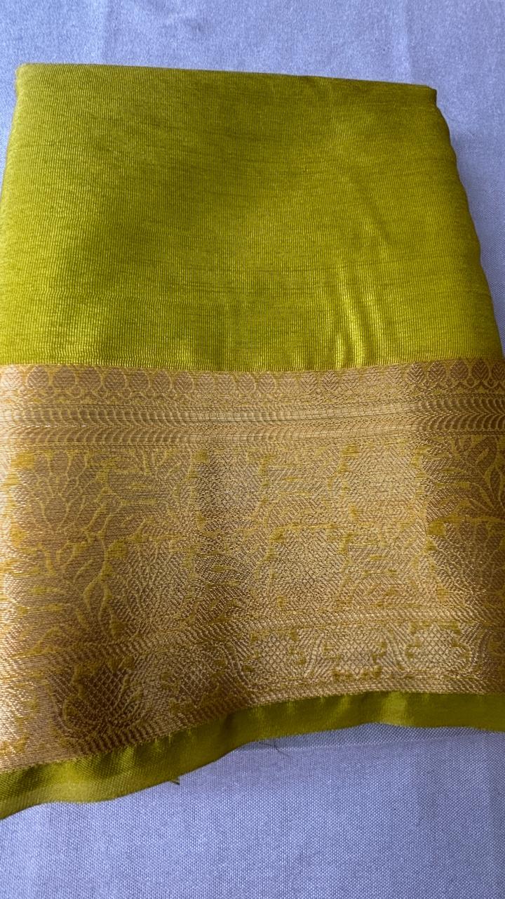 warm silk banrasi saree with golden zari work pallu and blouser